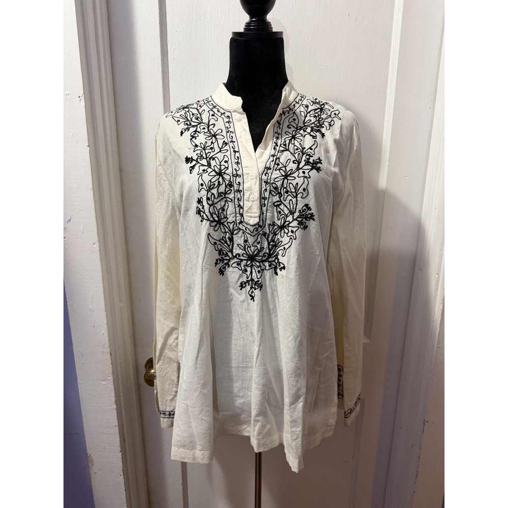 Erik Stewart White Long Sleeve Top with Black Embroidery in XL‎